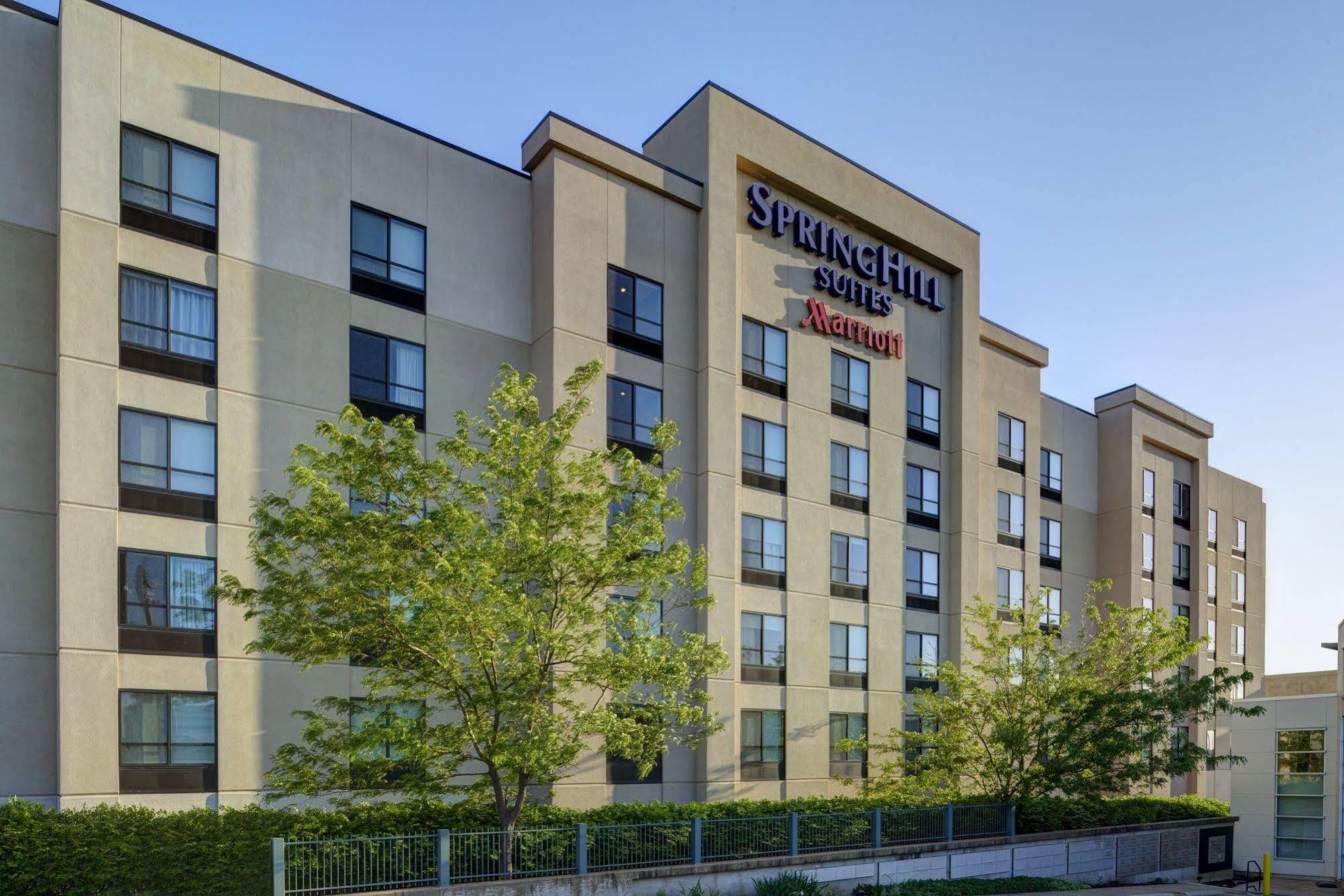 Springhill Suites St. Louis Brentwood Extérieur photo